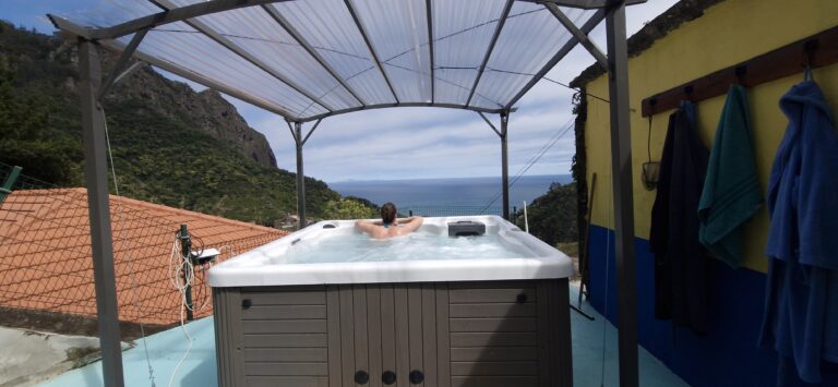 Boek een apartement met jacuzzi op Madeira